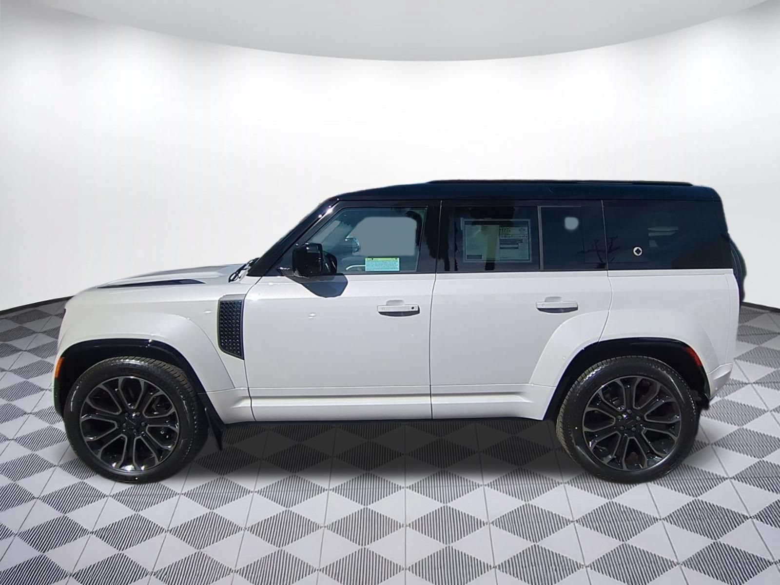 New 2026 Land Rover Defender 110 OCTA AWD/4WD image 2