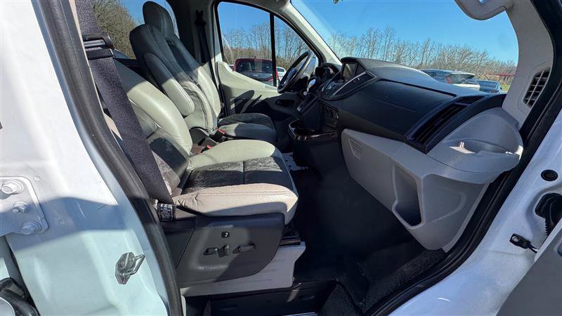 Used 2016 Ford Transit 150 XLT RWD image 39