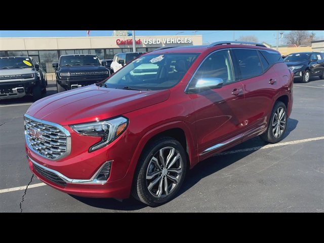 Certified 2020 GMC Terrain Denali w/ Denali Premium Package image 4