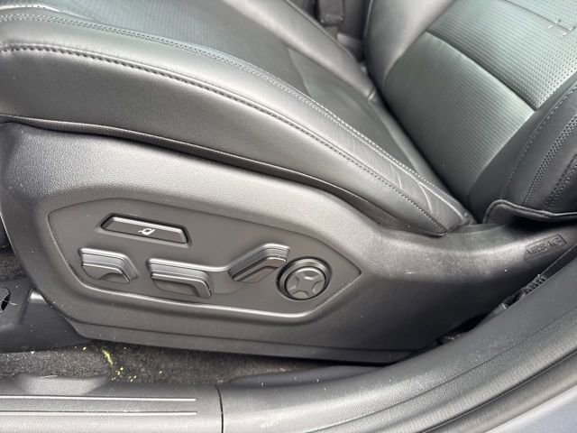 Used 2025 Hyundai Santa Fe Calligraphy FWD image 24