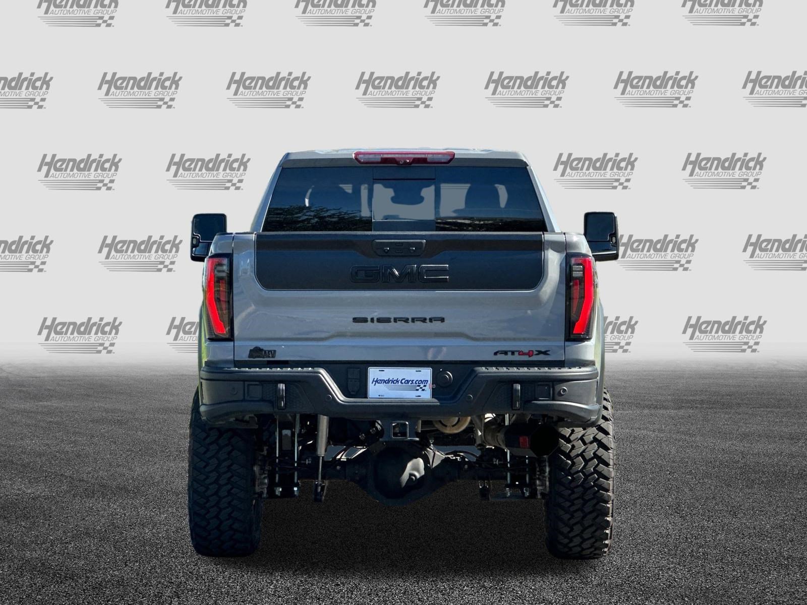 Used 2024 GMC Sierra 2500 AT4X w/ AT4X AEV Edition image 6