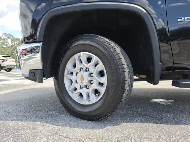 Used 2023 Chevrolet Silverado 2500 LTZ AWD/4WD image 38