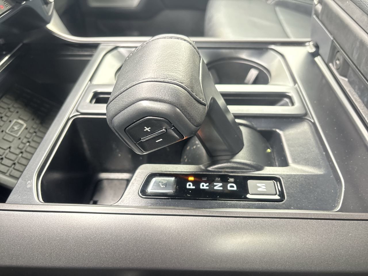 Used 2025 Ford F150 Lariat w/ Equipment Group 502A High image 28