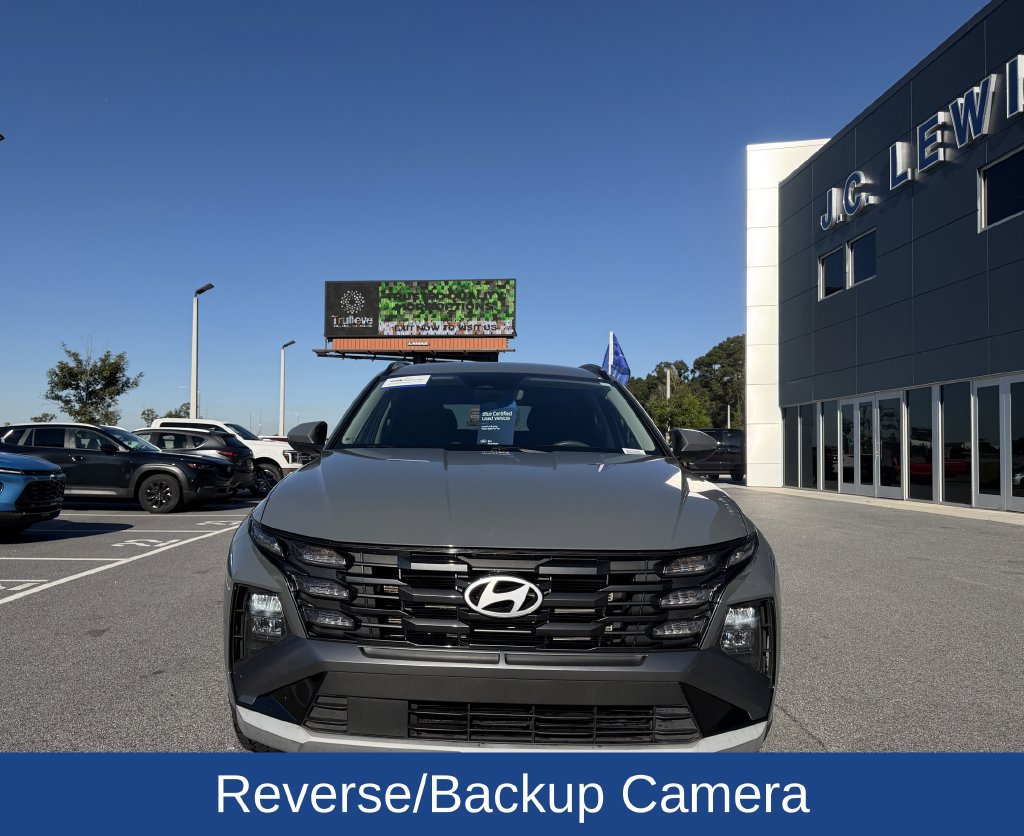 Used 2025 Hyundai Tucson SEL FWD image 3