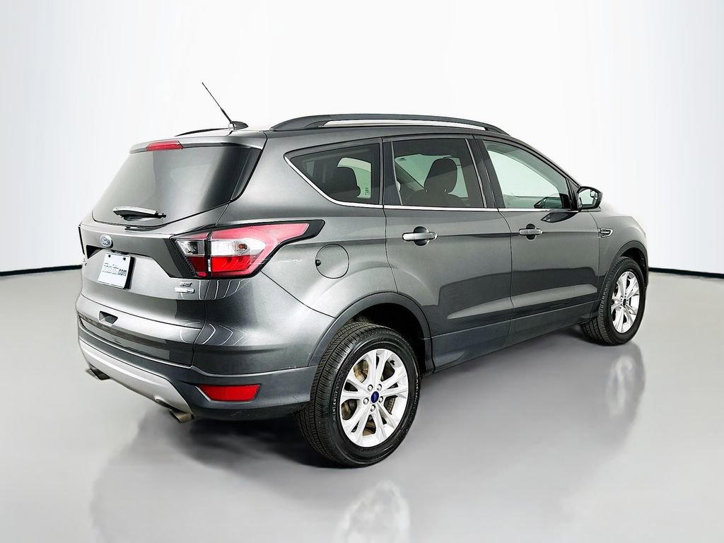 Used 2018 Ford Escape SE image 8