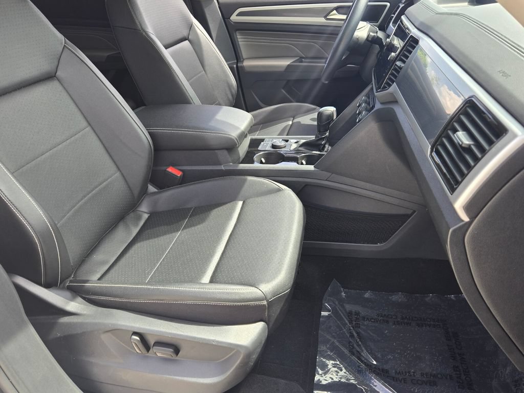 Certified 2023 Volkswagen Atlas SEL R-Line AWD/4WD image 20