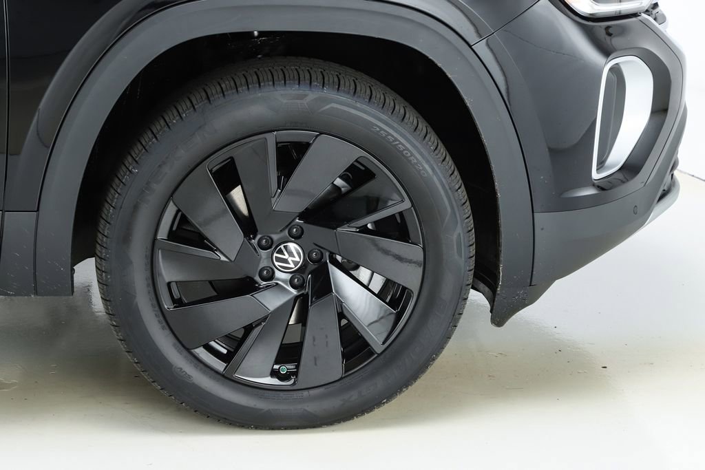 New 2026 Volkswagen Atlas SE image 14