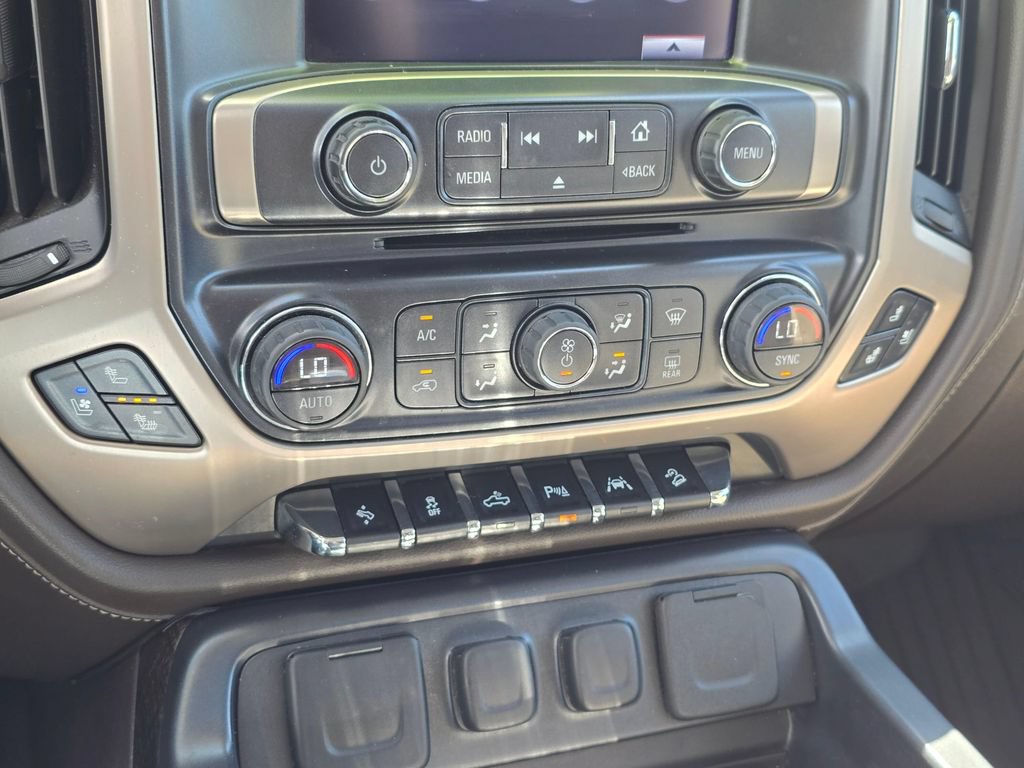 Used 2016 GMC Sierra 1500 Denali w/ Enhanced Driver Alert Package AWD/4WD image 23