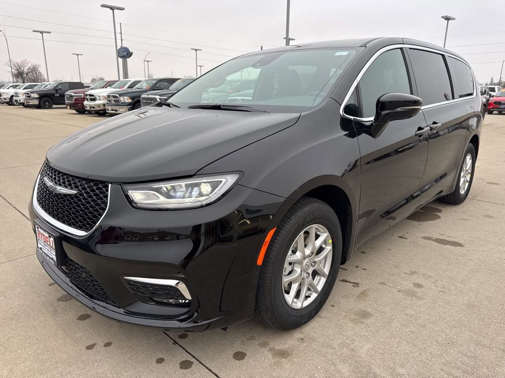 New 2026 Chrysler Pacifica Select image 27