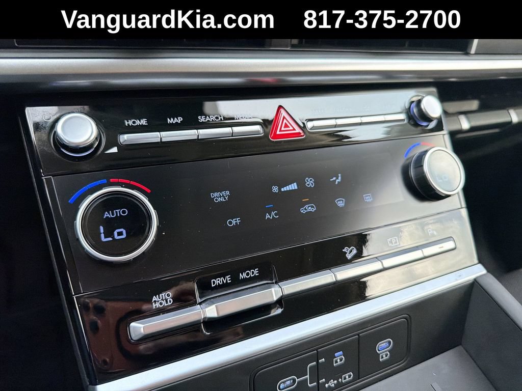 Used 2026 Hyundai Santa Fe SE FWD image 19