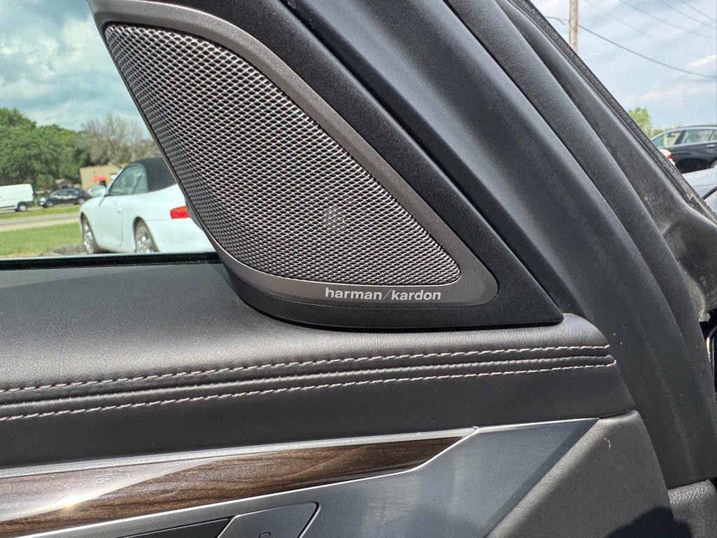 Used 2017 BMW 740i xDrive image 26