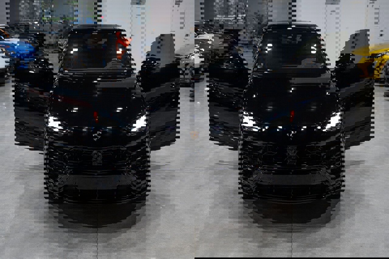 Used 2022 Lamborghini Urus image 42