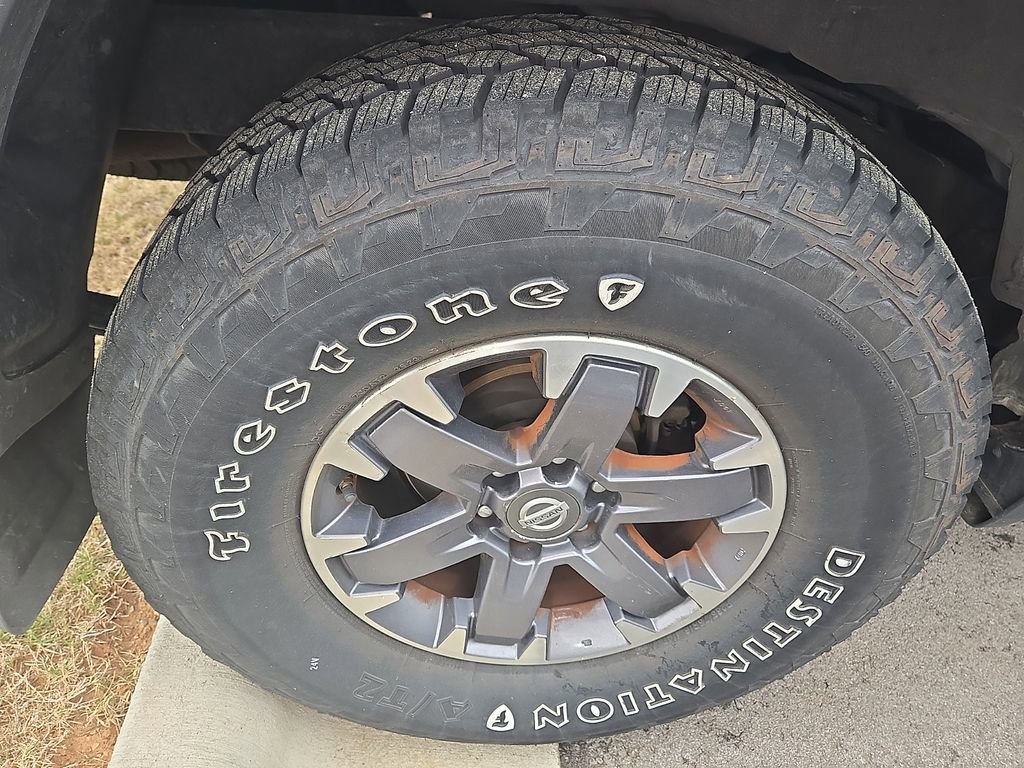 Used 2015 Nissan Xterra PRO-4X image 5