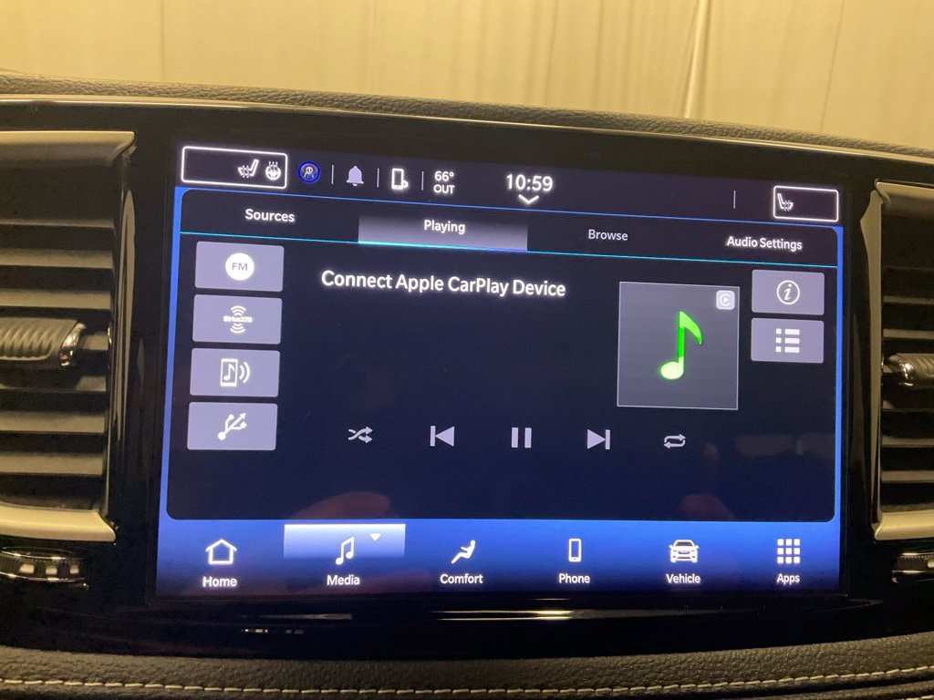 Used 2024 Chrysler Pacifica Touring FWD image 14