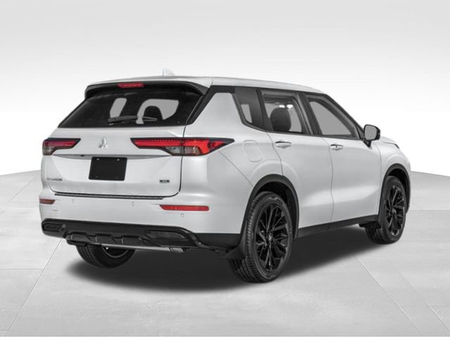 Used 2024 Mitsubishi Outlander SE Black Edition FWD image 5