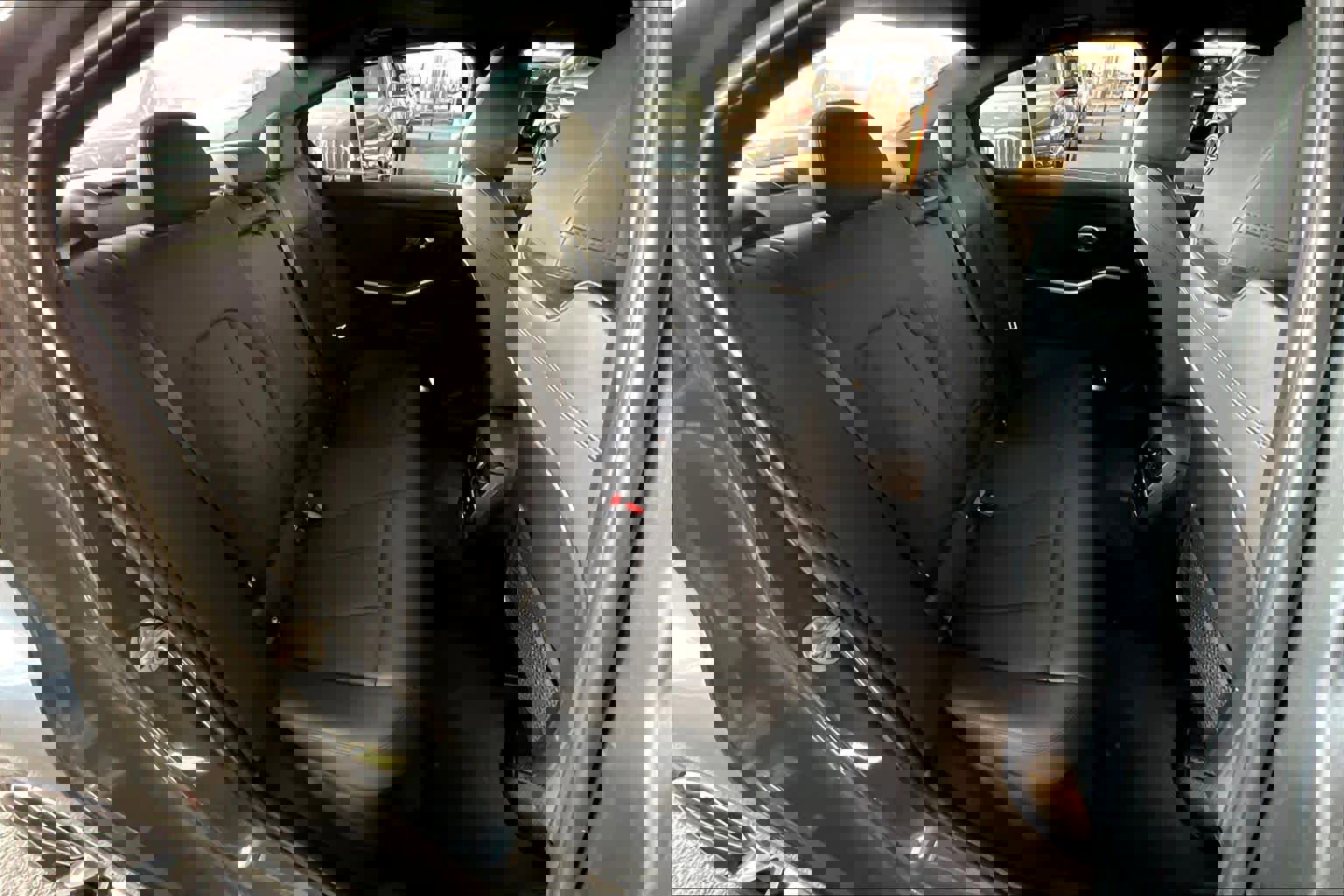 Used 2019 BMW 330i Sedan w/ Convenience Package image 20