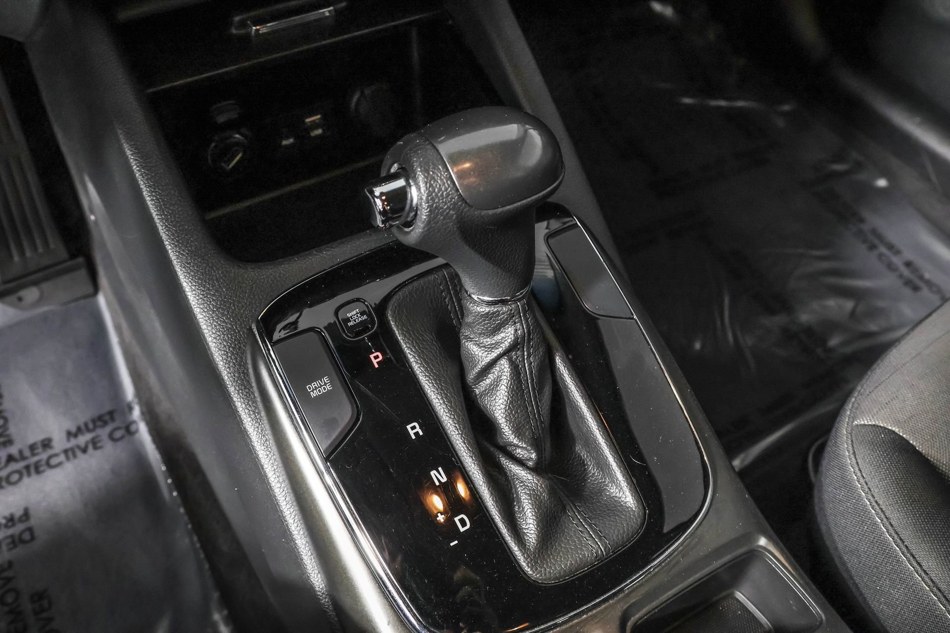 Used 2017 Kia Forte LX w/ LX Popular Package image 31