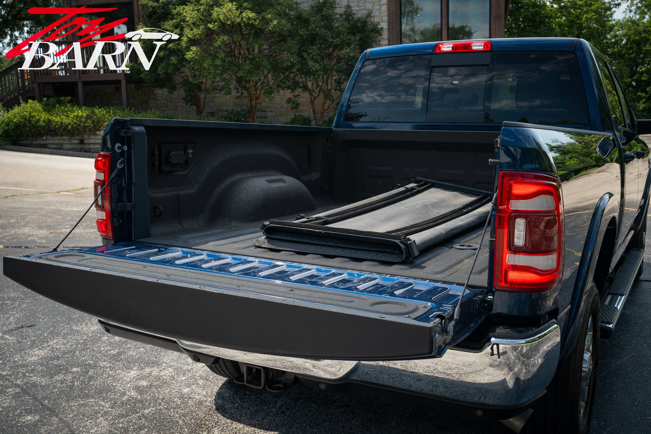 Used 2022 RAM 2500 Laramie AWD/4WD image 45