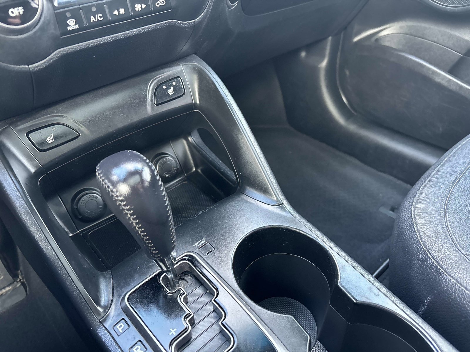 Used 2013 Hyundai Tucson Limited w/ Premium Pkg image 32