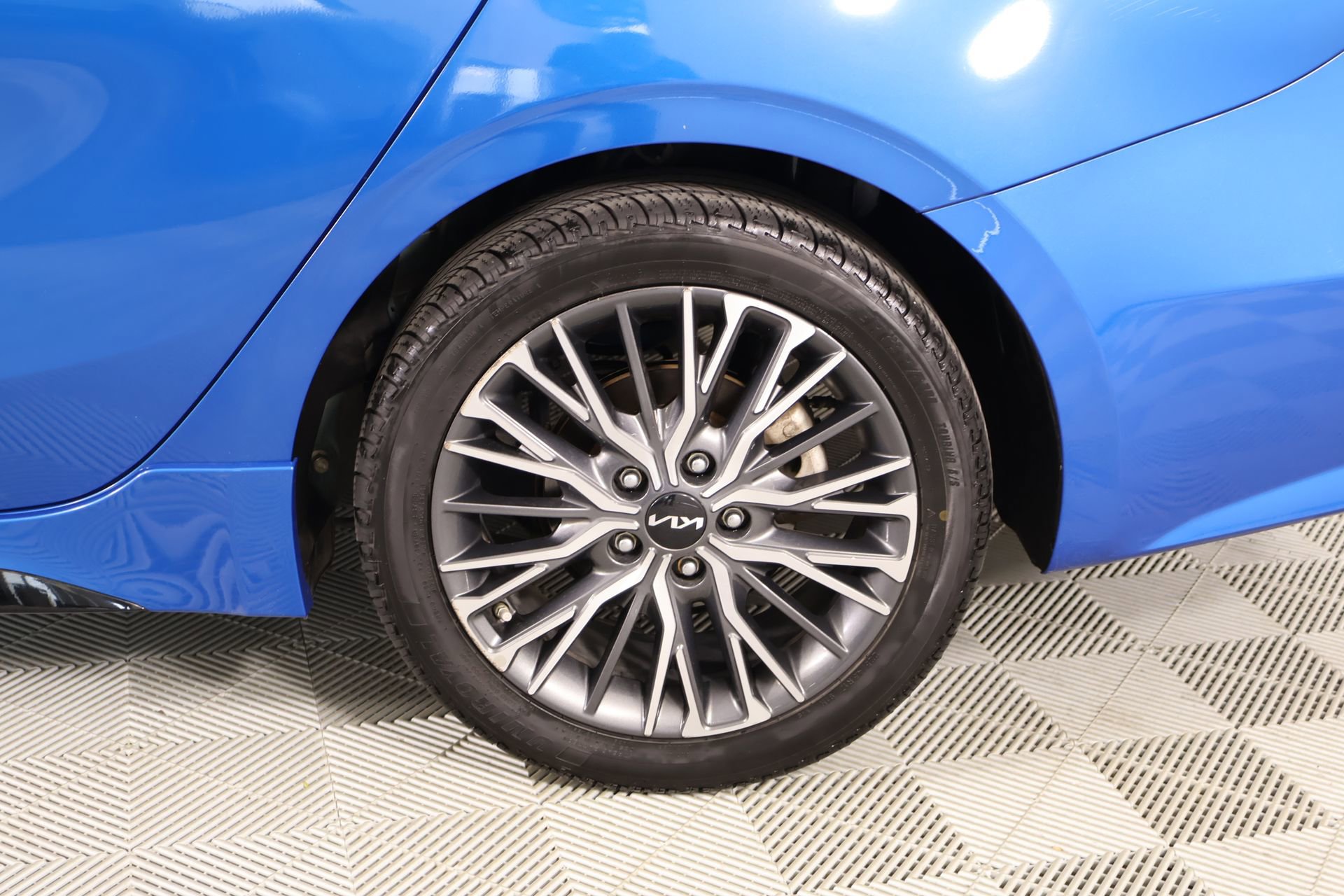 Used 2023 Kia Forte GT-Line FWD image 18