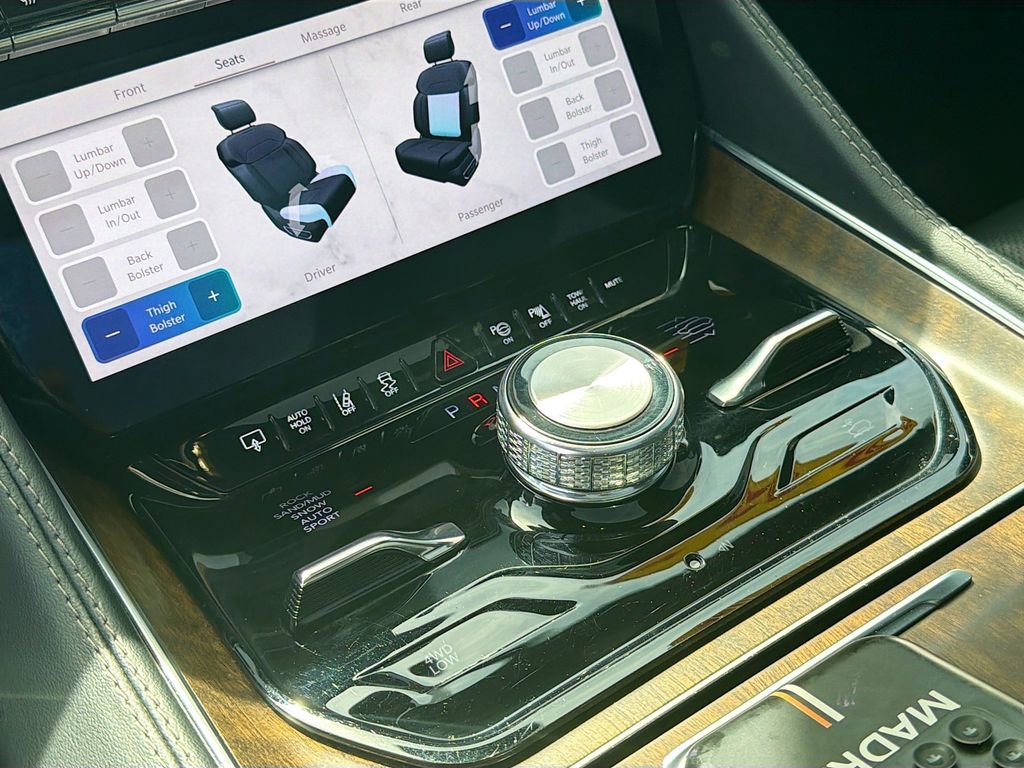 Used 2023 Jeep Grand Wagoneer 4WD image 31