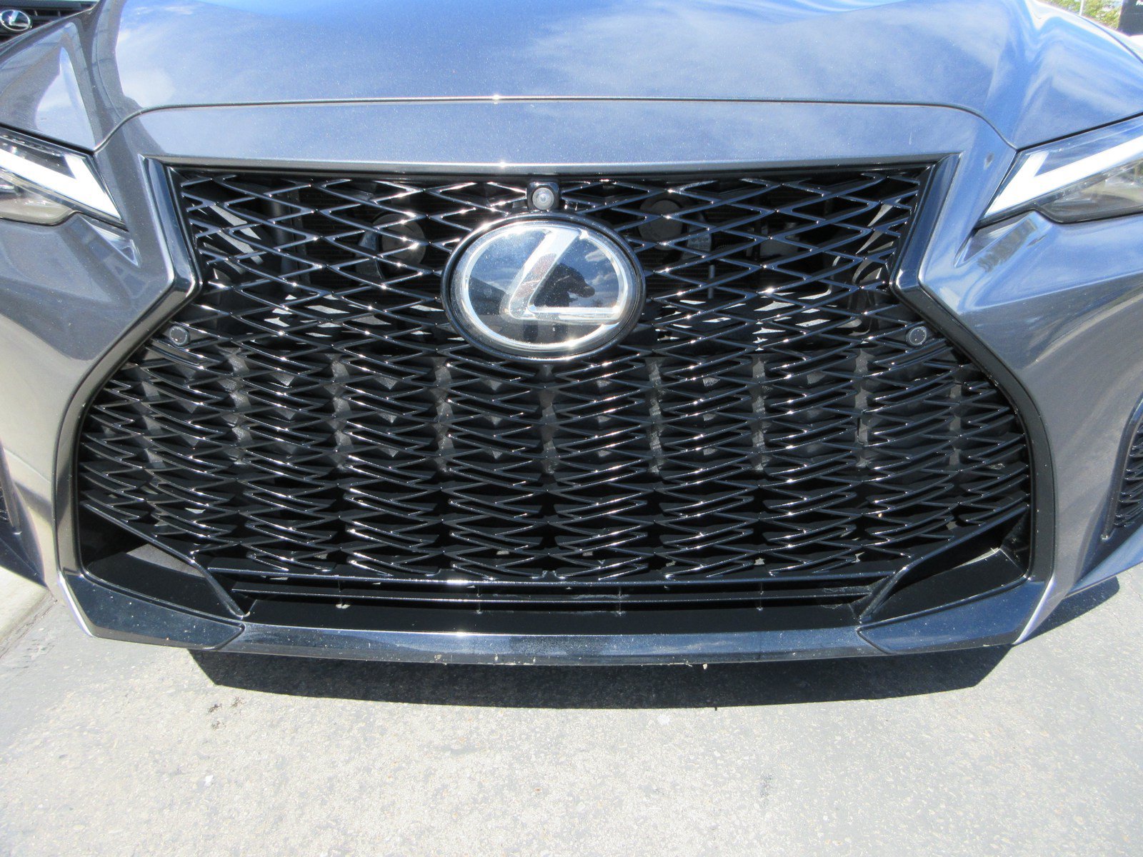 Used 2021 Lexus IS 350 F Sport w/ Dynamic Handling Package AWD/4WD image 17
