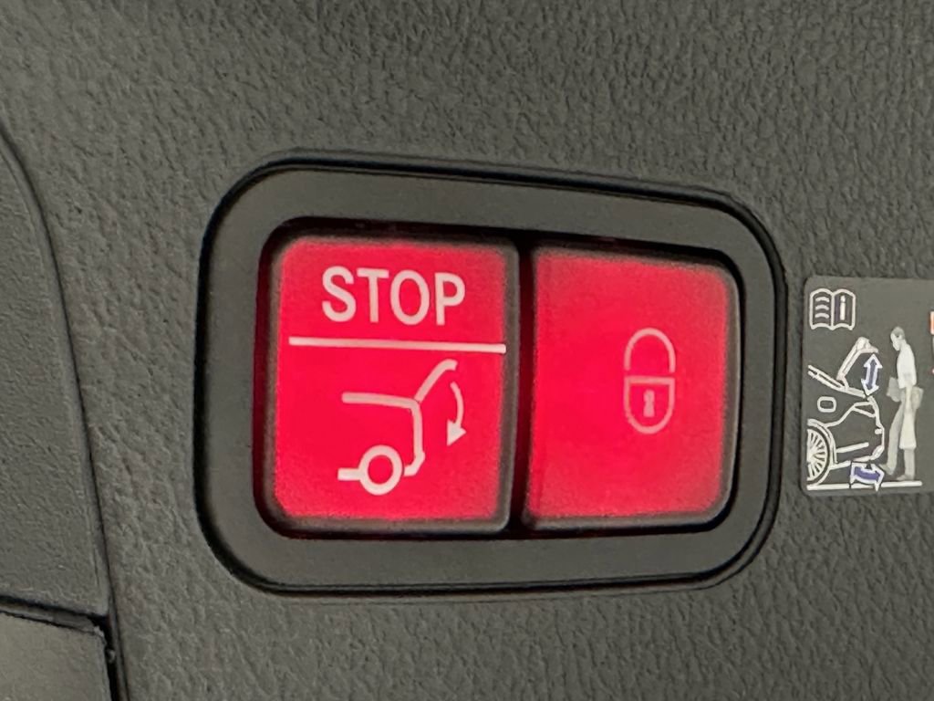 Certified 2025 Mercedes-Benz GLE 350 GLE 350 image 22