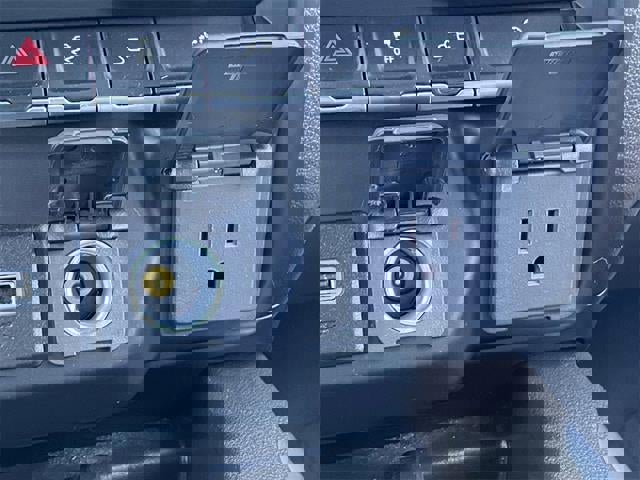 Used 2022 Chevrolet Silverado 1500 LTZ image 37