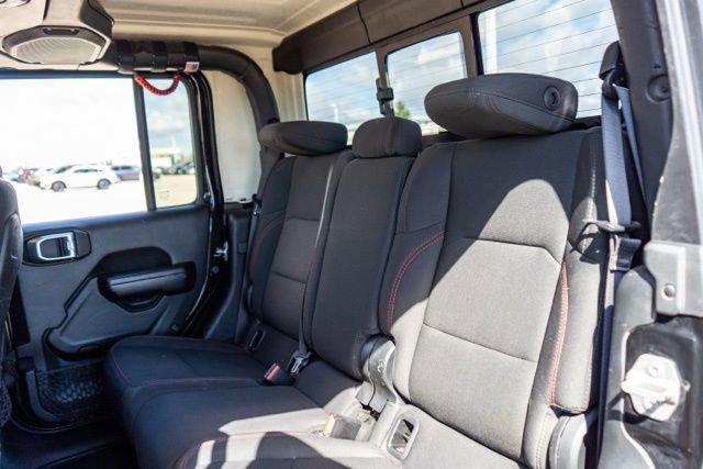 Used 2020 Jeep Gladiator Rubicon AWD/4WD image 17