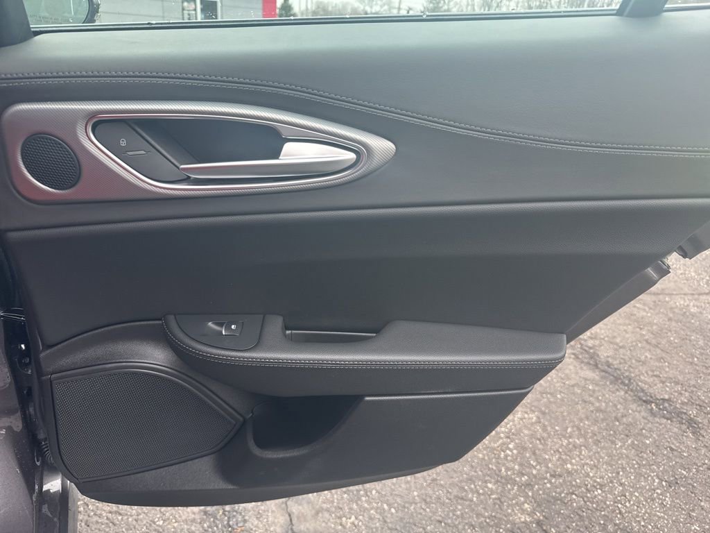 New 2026 Alfa Romeo Giulia AWD image 20