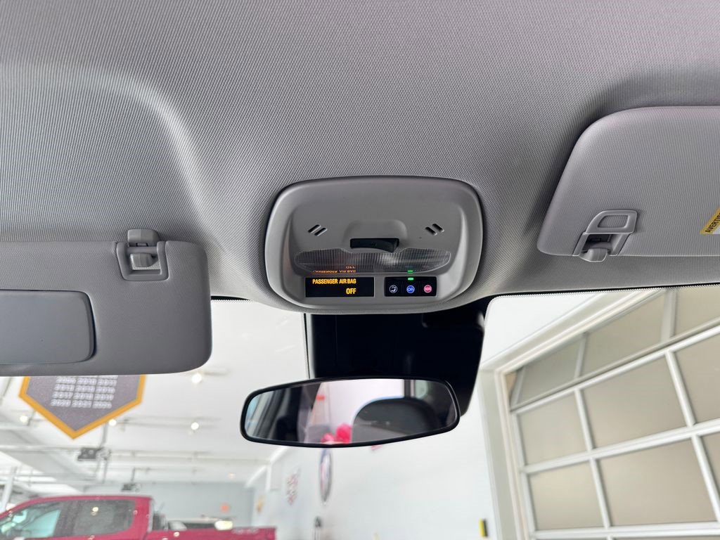 Certified 2025 Chevrolet Trax LT w/ LT Convenience Package image 25