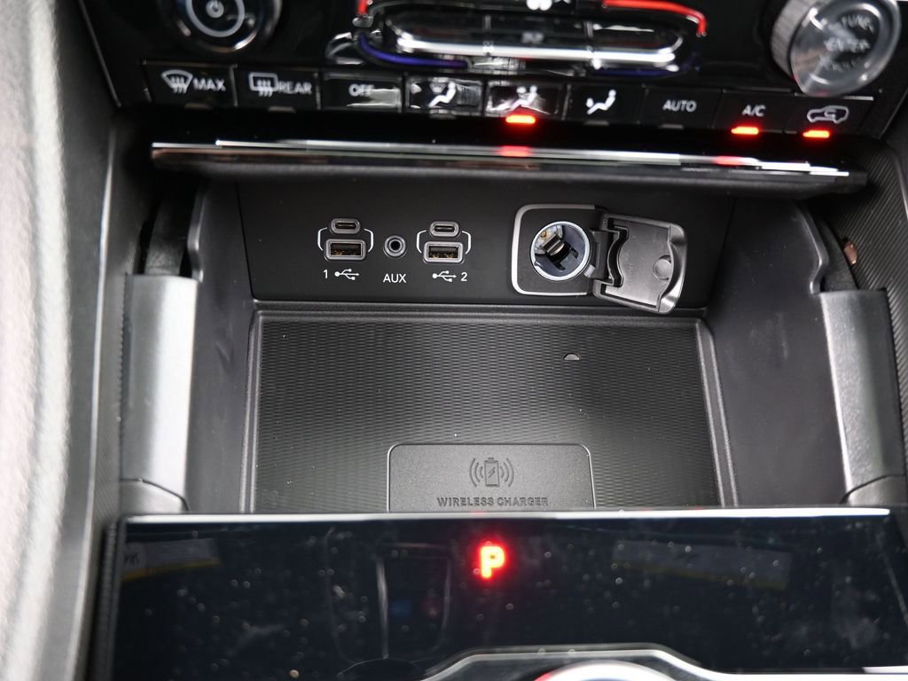 New 2025 Jeep Grand Cherokee Laredo image 21