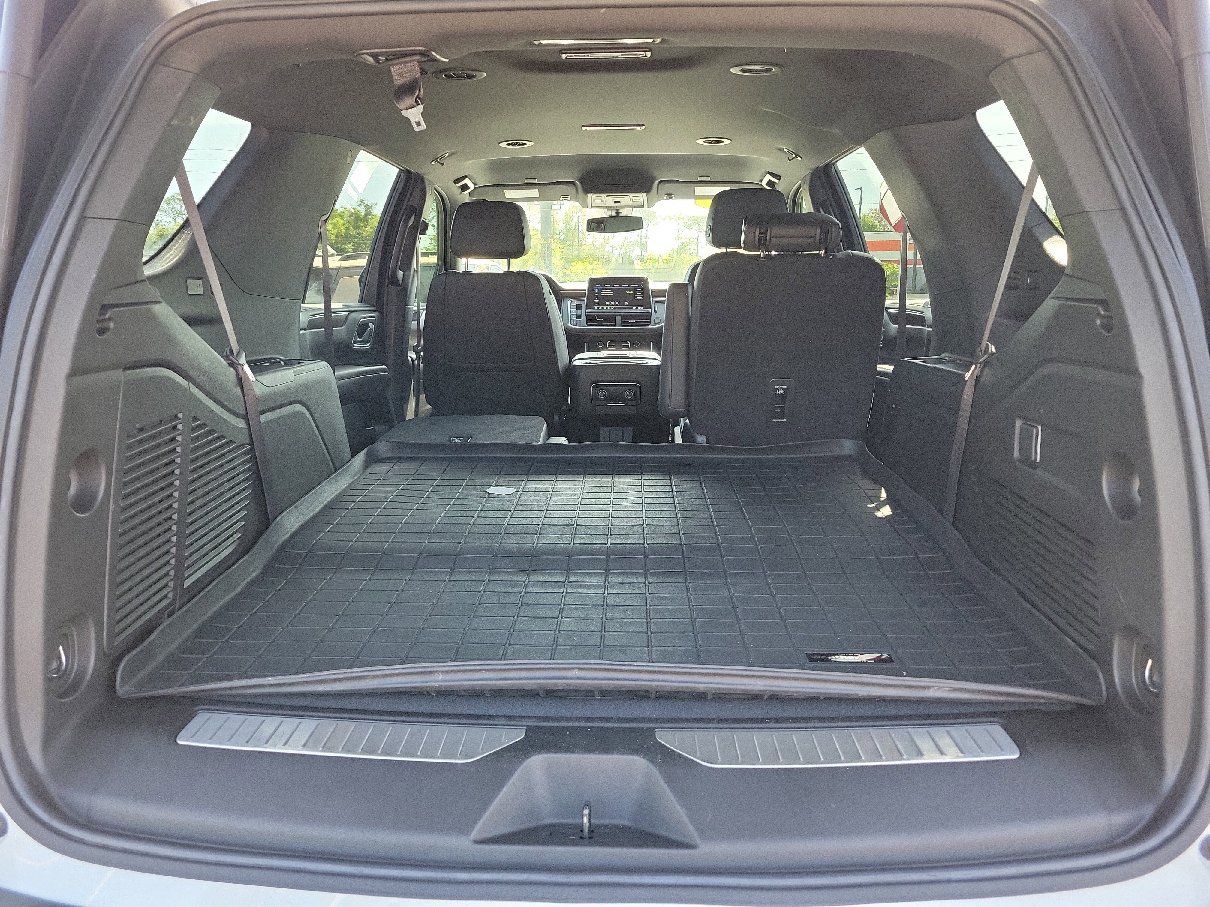 Used 2021 Chevrolet Tahoe Z71 AWD/4WD image 14