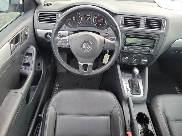 Used 2014 Volkswagen Jetta SE FWD image 18