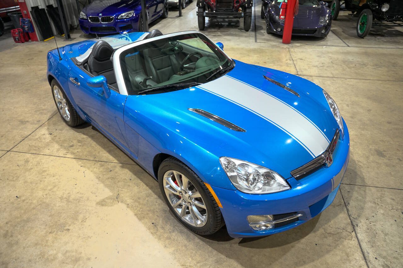 Used 2009 Saturn Sky Hydro Blue RWD image 13