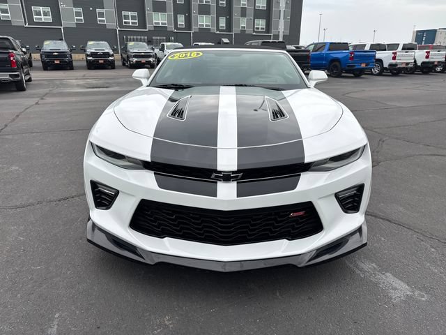 Used 2016 Chevrolet Camaro SS RWD image 8