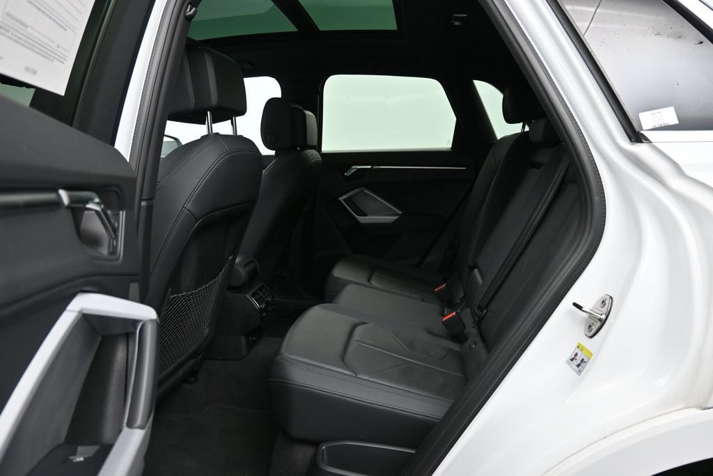 Used 2024 Audi Q3 2.0T Premium AWD/4WD image 25