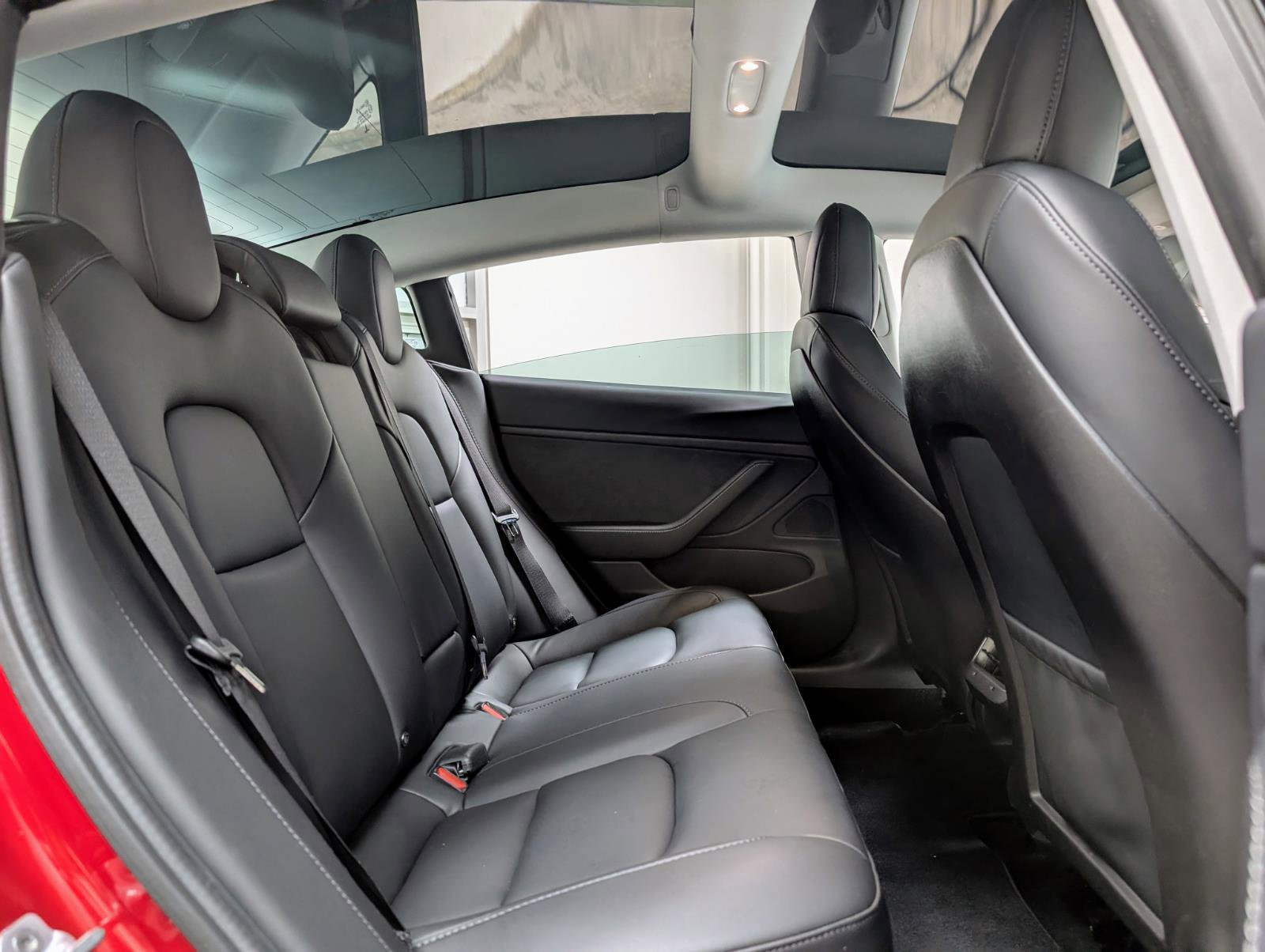 Used 2020 Tesla Model 3 Performance image 21