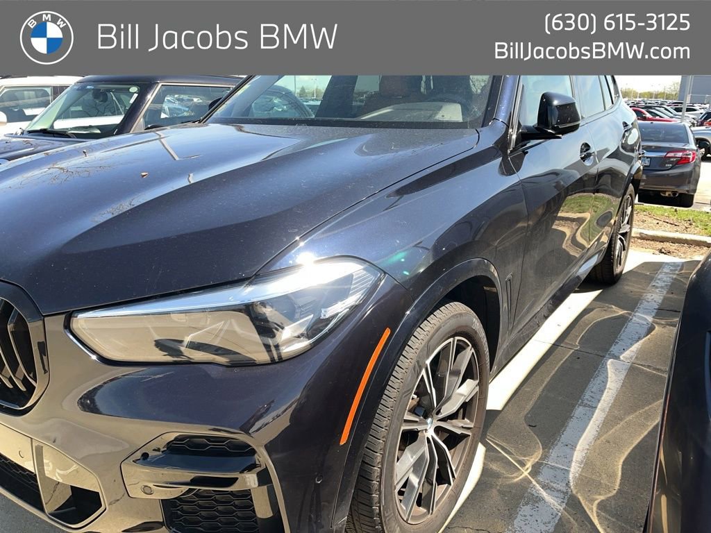 Certified 2022 BMW X5 xDrive40i w/ M Sport Package AWD/4WD image 1