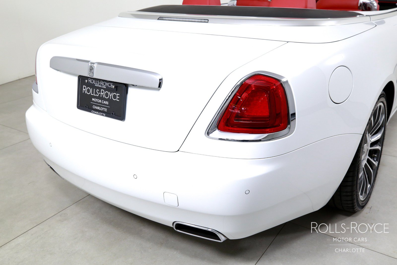 Certified 2020 Rolls-Royce Dawn RWD image 34