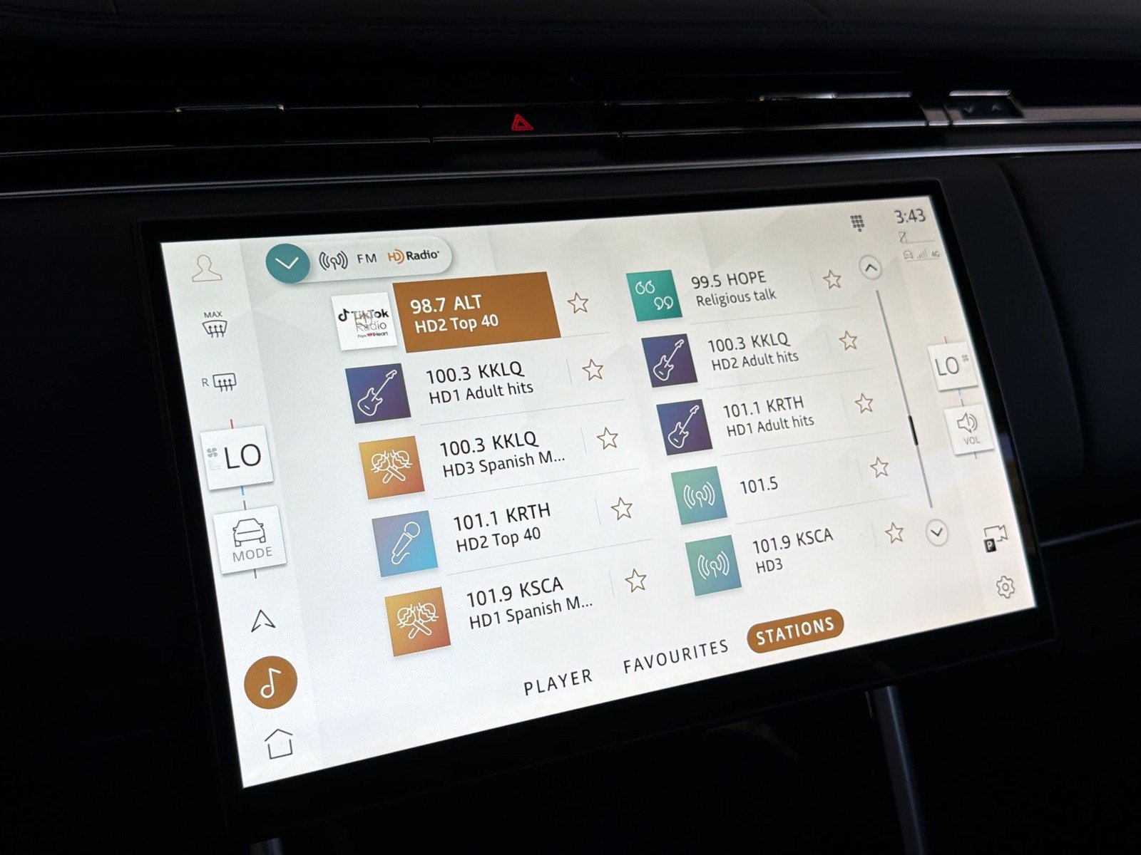 New 2026 Land Rover Range Rover Long Wheelbase SE AWD/4WD image 20