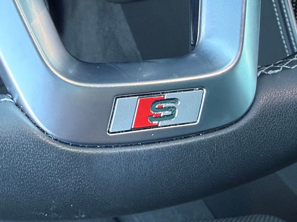 Used 2022 Audi SQ8 Prestige w/ Prestige Package image 19