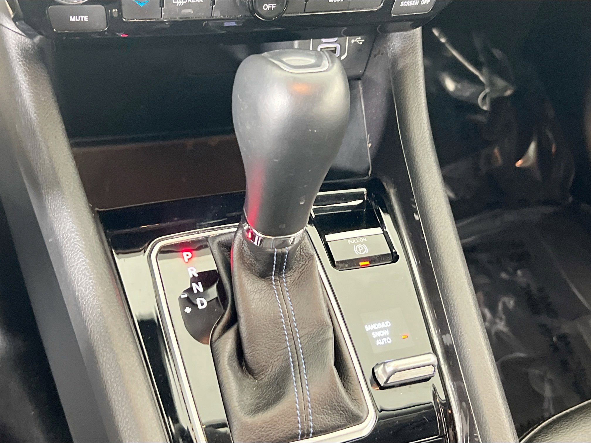 Used 2022 Jeep Compass Latitude image 16