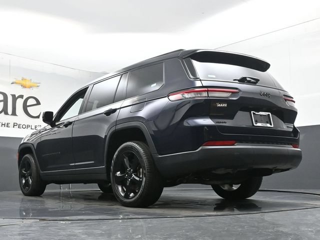 Used 2024 Jeep Grand Cherokee L Limited w/ Black Appearance Package AWD/4WD image 5