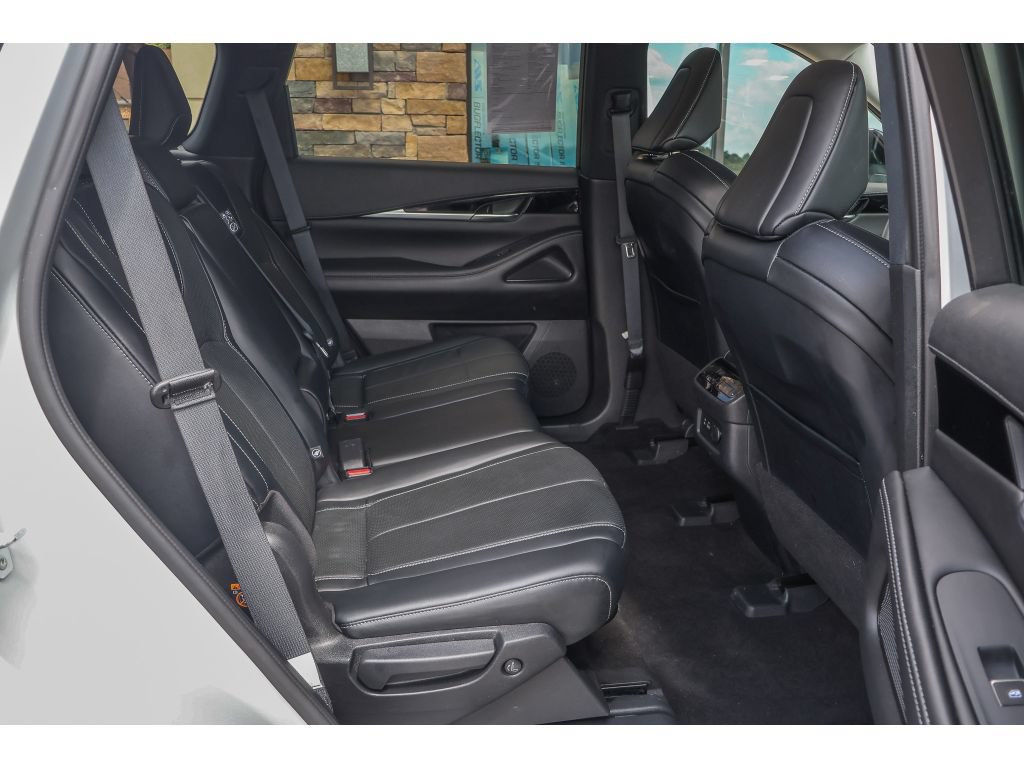 Used 2023 INFINITI QX60 Pure AWD/4WD image 21