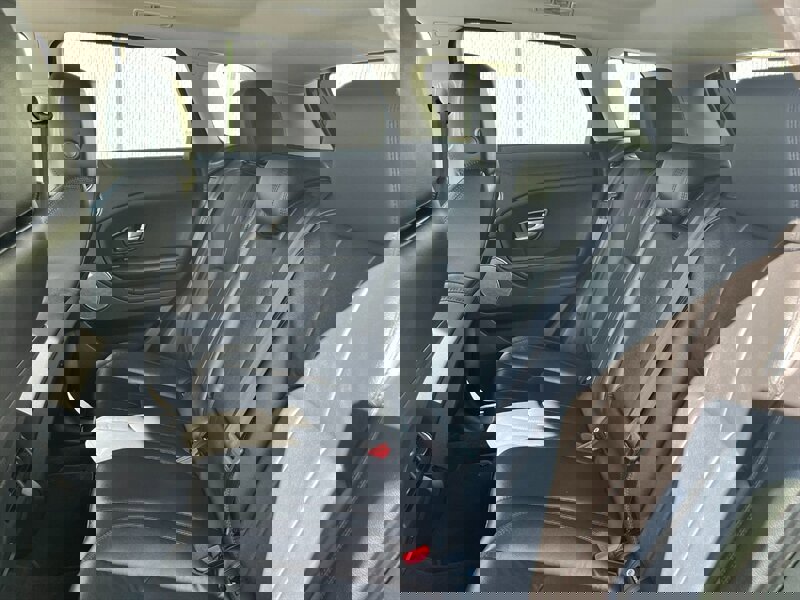 Used 2018 Land Rover Range Rover Evoque SE image 23