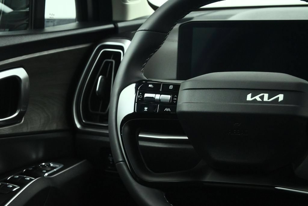 Certified 2026 Kia Sorento X-Line EX AWD/4WD image 42