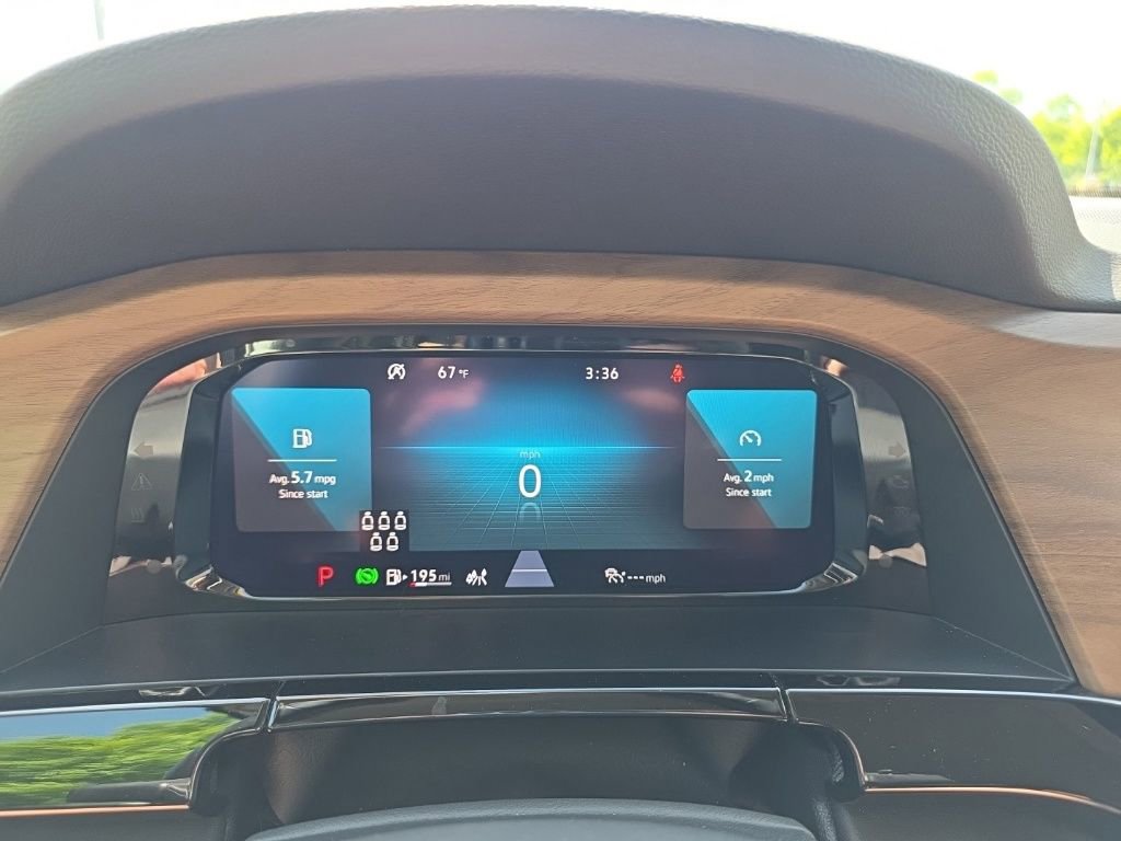 Used 2025 Volkswagen Atlas SE image 26