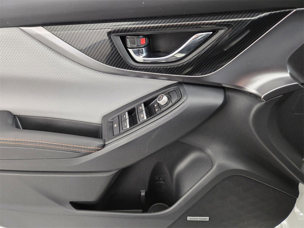 Used 2019 Subaru Crosstrek 2.0i Limited w/ Moonroof Package w/Navigation image 24