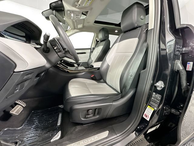 Used 2024 Land Rover Range Rover Evoque Dynamic SE AWD/4WD image 4